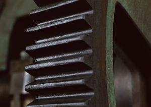 様々なタイプの電気陶芸窯を用意