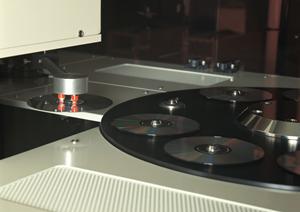 産業廃棄物の量を大幅に減らす汚泥乾燥機